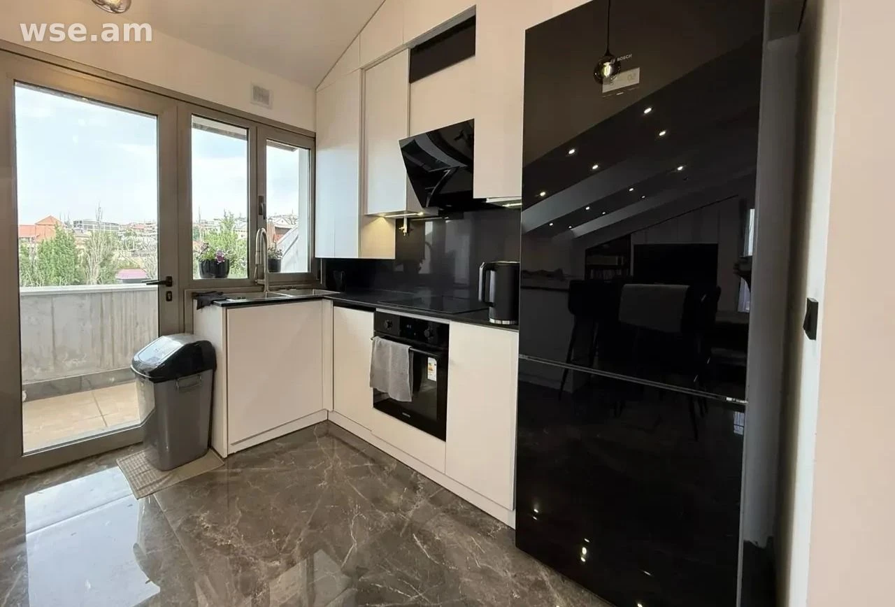 4-room, 156 m², 4/4 floor, 24/5 Garegin Hovsepyan Street