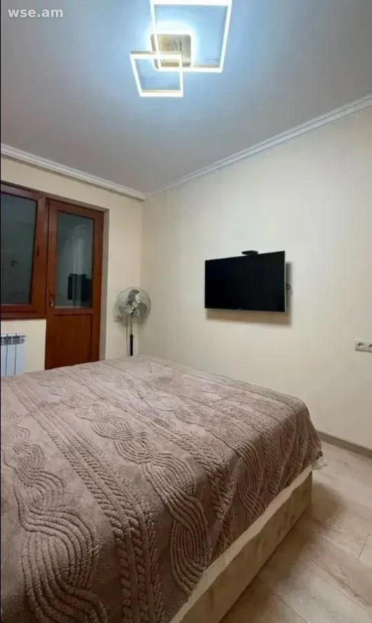 3-комн., 80 м², 2/5 эт., улица Аванесова 7/2