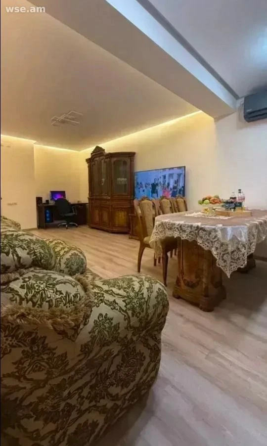 3-комн., 80 м², 2/5 эт., улица Аванесова 7/2