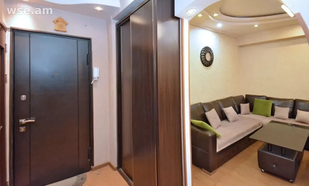 2-комн., 52 м², 6/11 эт., улица Амиряна 25