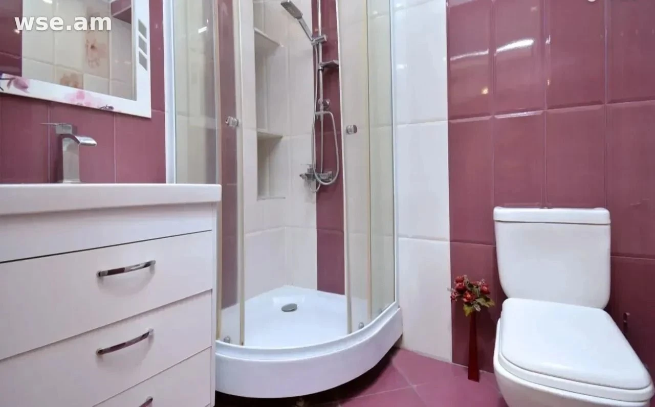 2-комн., 52 м², 6/11 эт., улица Амиряна 25