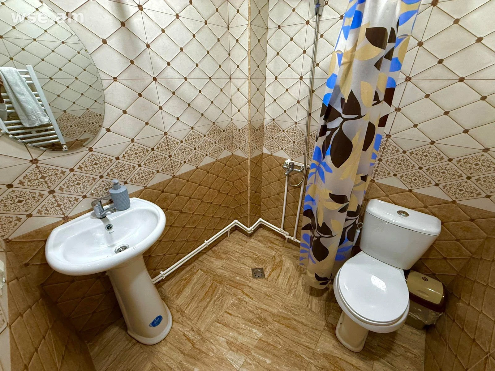 6-room house, 300 m², 2-storey, Garni