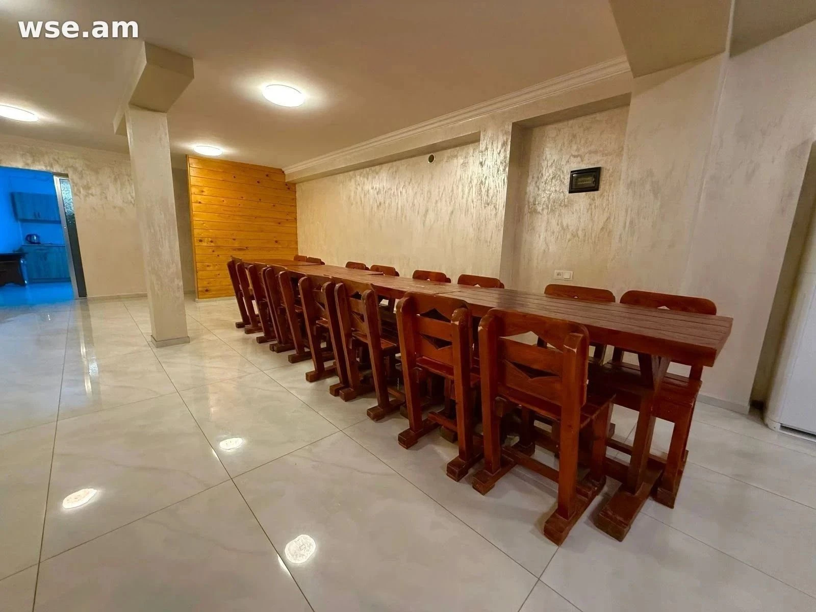 6-room house, 300 m², 2-storey, Garni