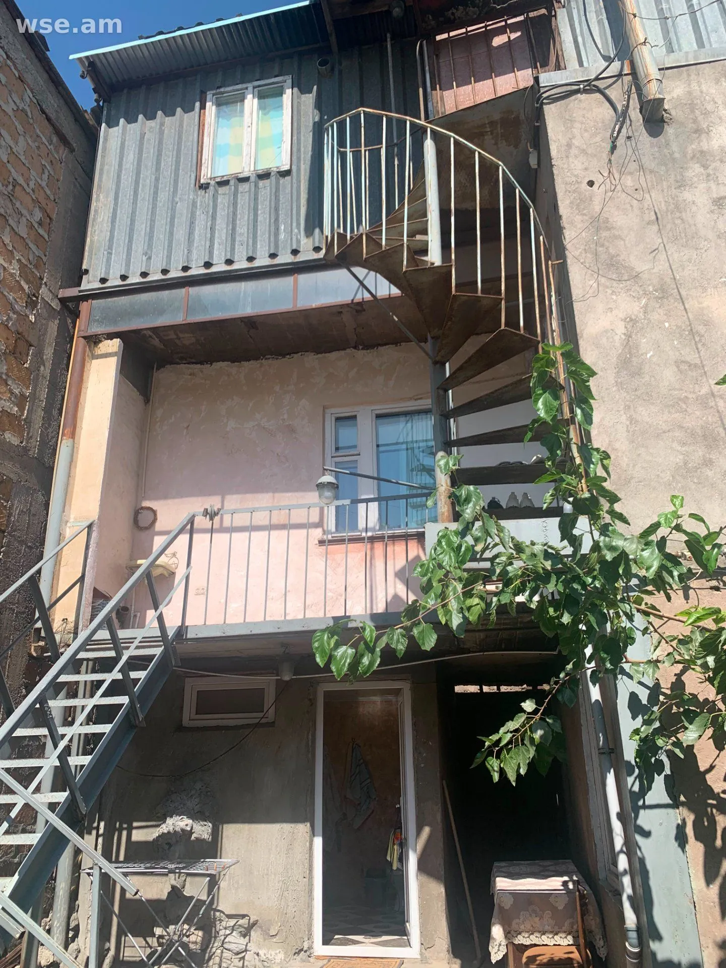 5 սենյականոց տուն, 163.4 մ², 3 հարկանի, Այգեկցու փողոց 26/6