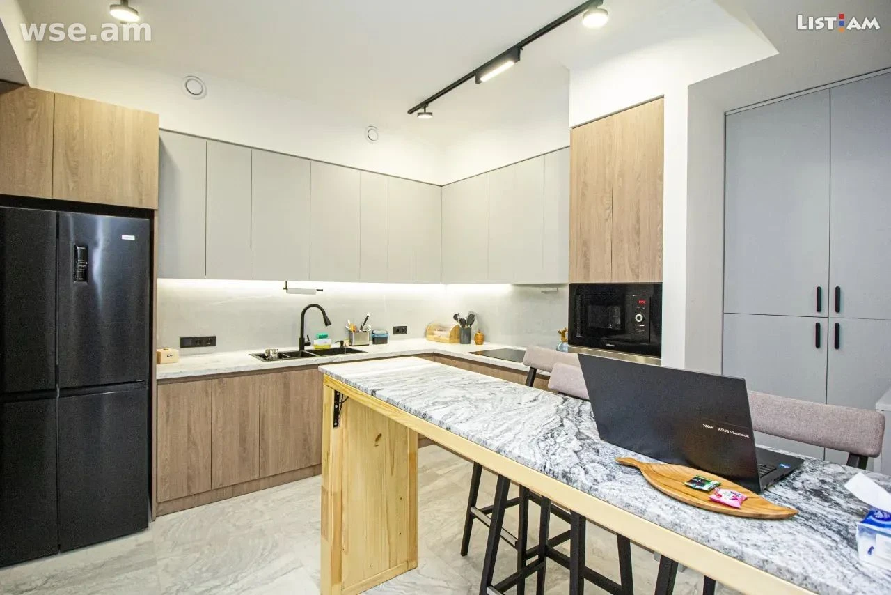 3-комн., 109 м², 14/15 эт., улица Кирка Керкоряна 74