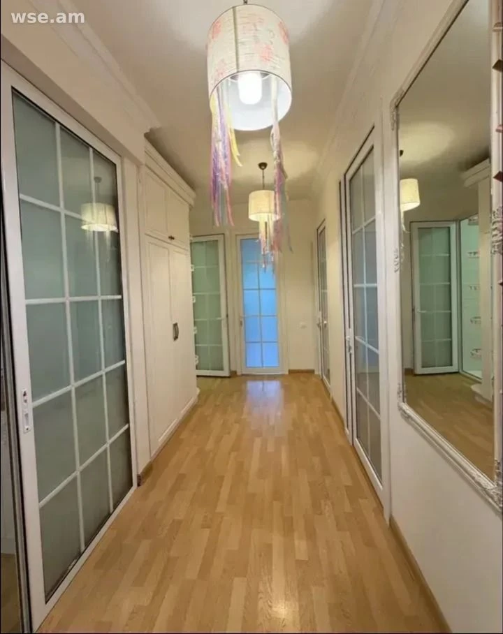 4-комн., 109 м², 3/4 эт., улица Анрапетутян