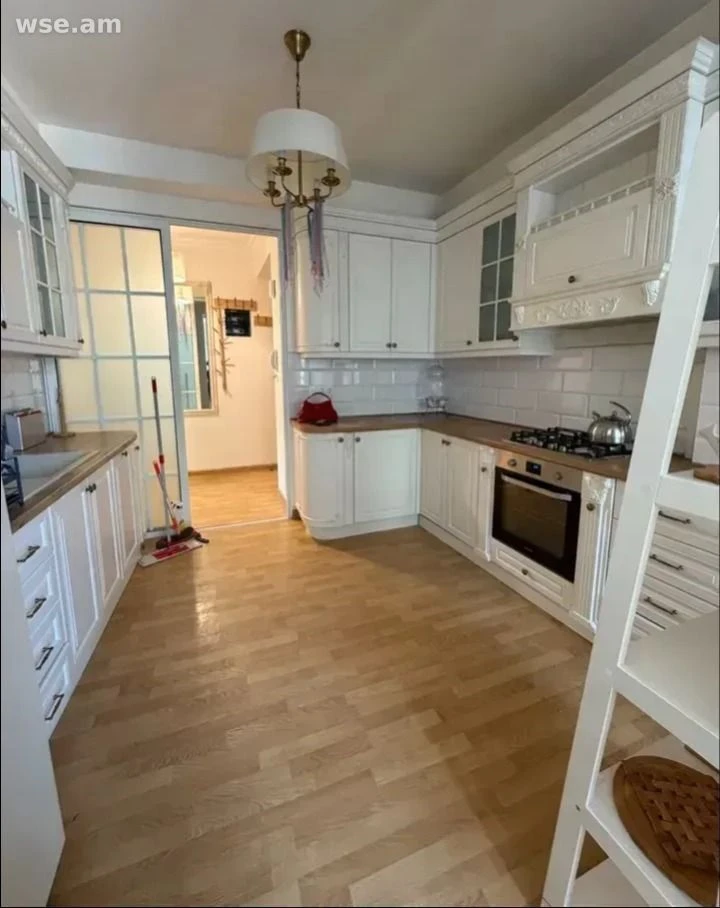 4-комн., 109 м², 3/4 эт., улица Анрапетутян