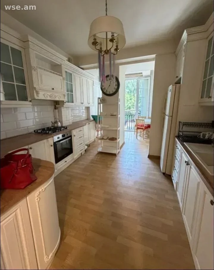 4-комн., 109 м², 3/4 эт., улица Анрапетутян