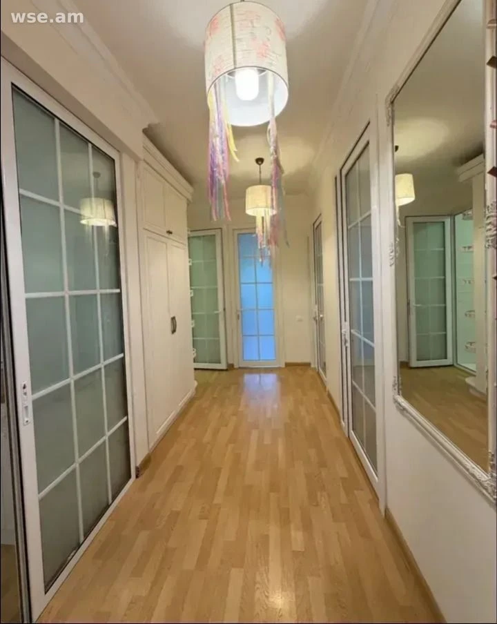 4-комн., 109 м², 3/4 эт., улица Анрапетутян
