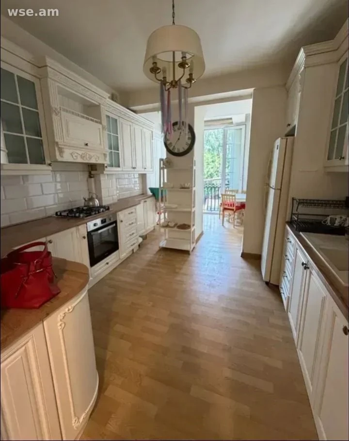 4-комн., 109 м², 3/4 эт., улица Анрапетутян