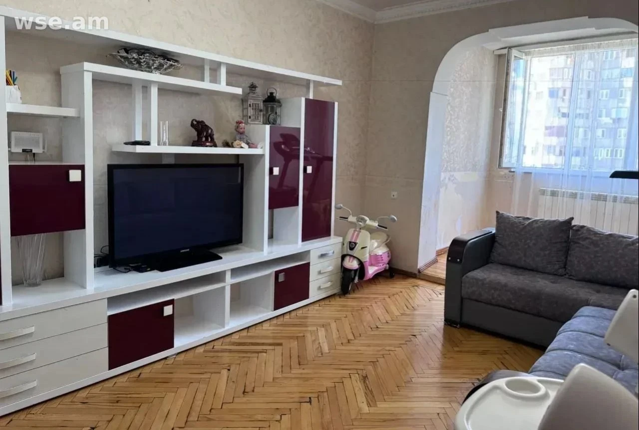 6室公寓, 145㎡, 马尔街巷5号 — 2 000 $ | WSE.AM