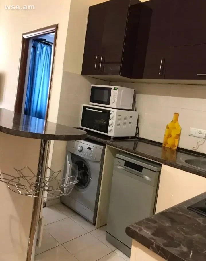 2-комн., 50 м², 6/14 эт., улица Аргишти, Ереван