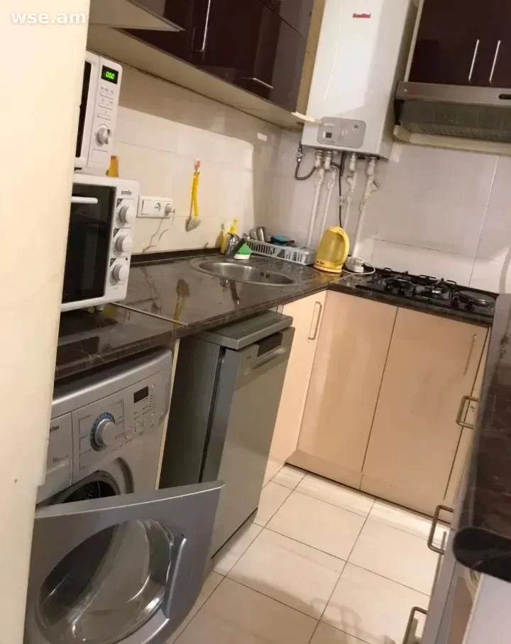 2-комн., 50 м², 6/14 эт., улица Аргишти, Ереван