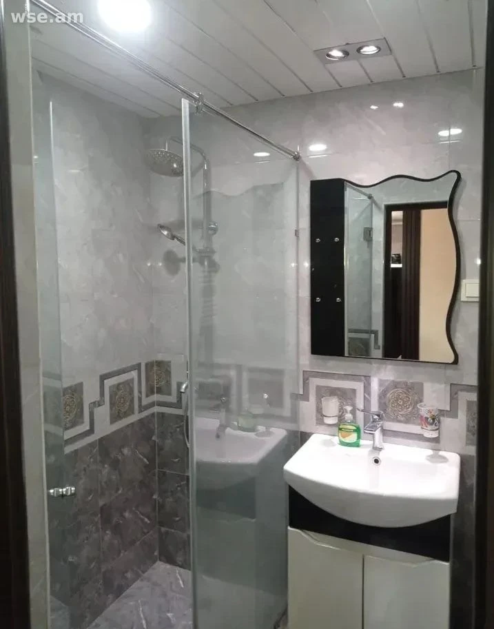 2-комн., 50 м², 3/9 эт., улица Заваряна 1