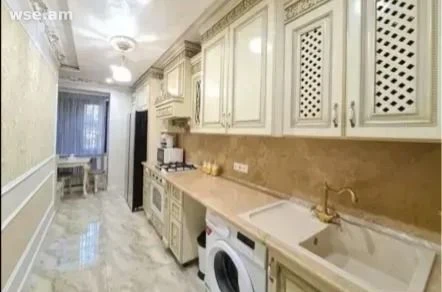 4-комн., 90 м², 2/9 эт., улица Оганова
