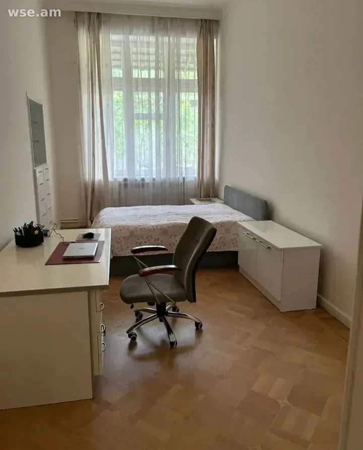 5-комн., 197 м², 1/4 эт., проезд Арменакян