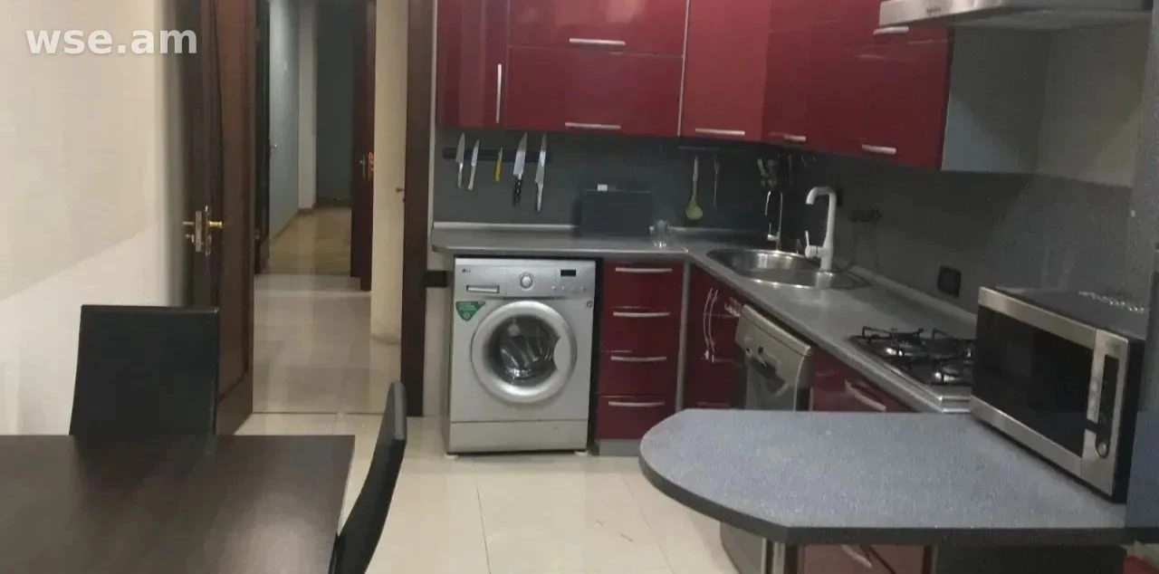3-комн., 90 м², 2/10 эт., улица Езника Кохбаци