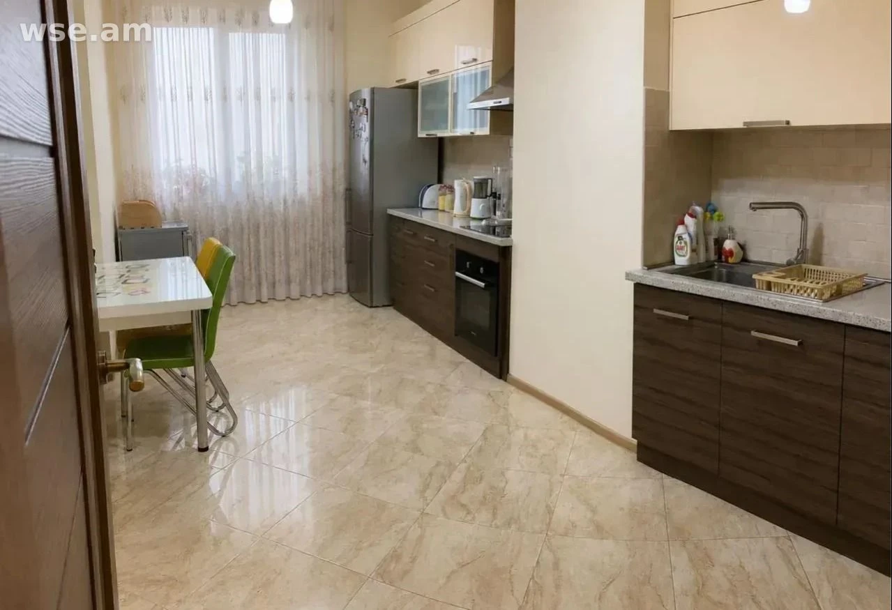 4-room, 105 m², 4/15 fl., Anastas Mikoyan Street