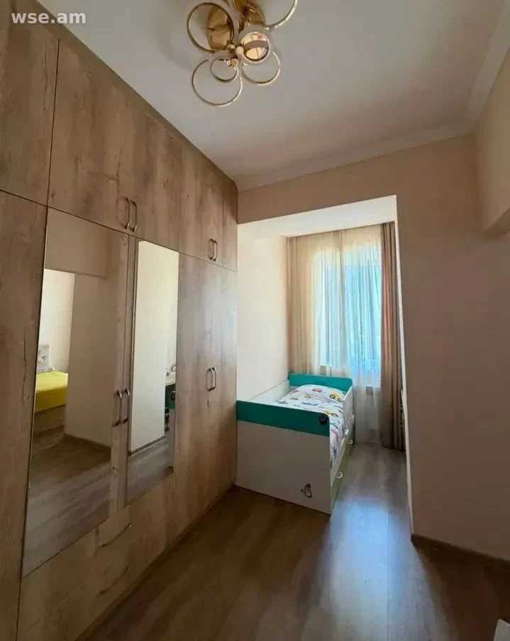 4-room, 105 m², 4/15 fl., Anastas Mikoyan Street