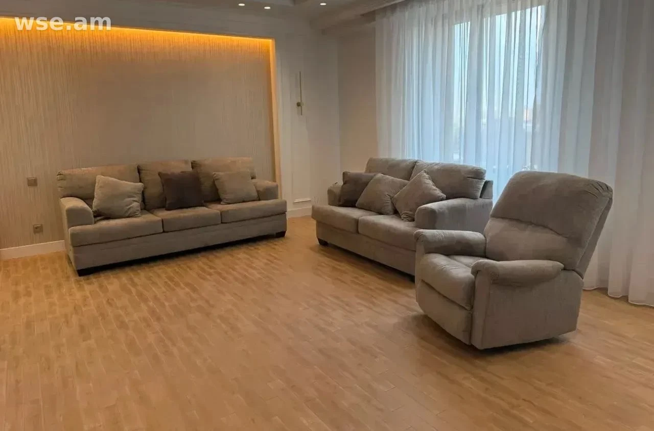 3-комн., 124 м², 8/16 эт., улица Элен Бюзанда 97