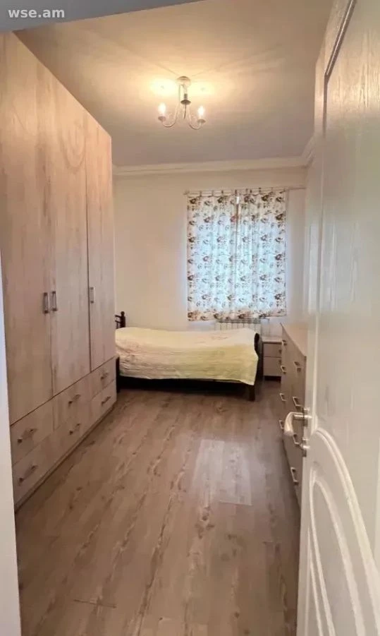 5-комн. дом, 100 м², 1-этажный, 9-я улица Вардашена