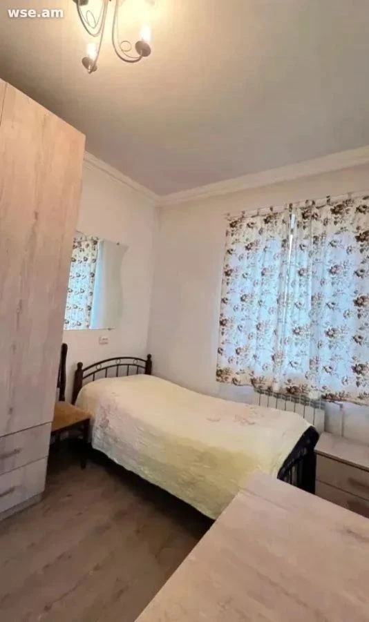 5-комн. дом, 100 м², 1-этажный, 9-я улица Вардашена