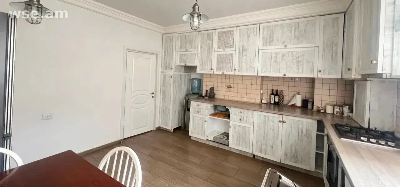 5-комн. дом, 100 м², 1-этажный, 9-я улица Вардашена