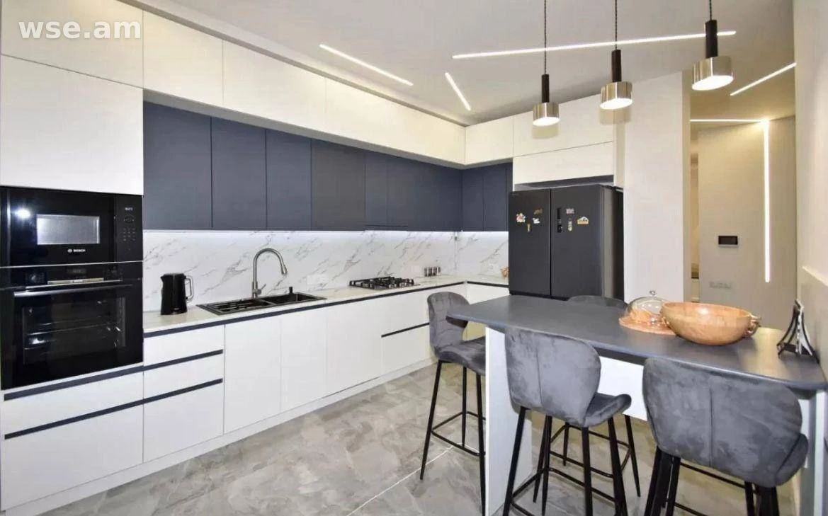 6-комн., 320 м², 1/3 эт., улица Дуряна