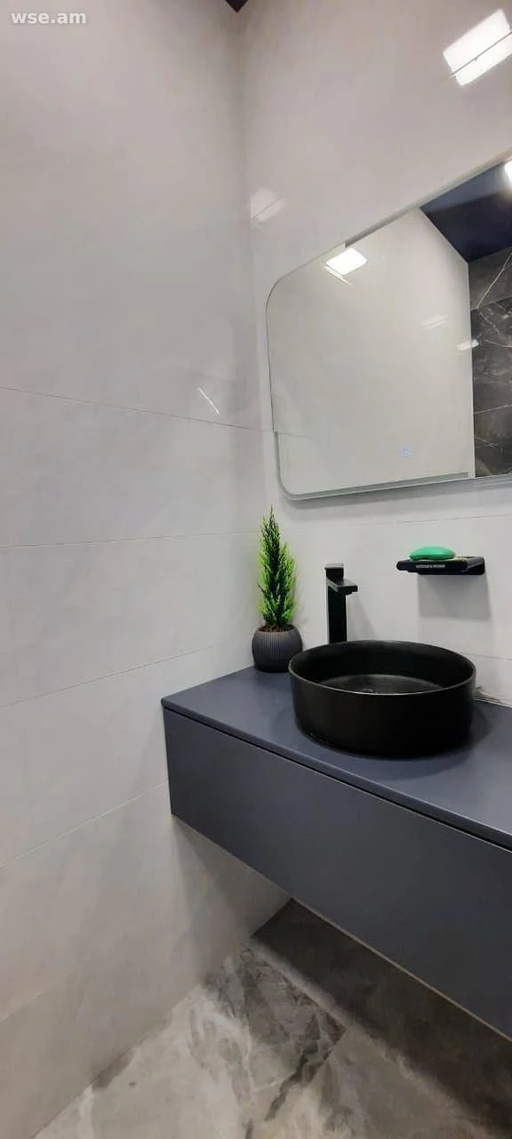 6-комн., 320 м², 1/3 эт., улица Дуряна