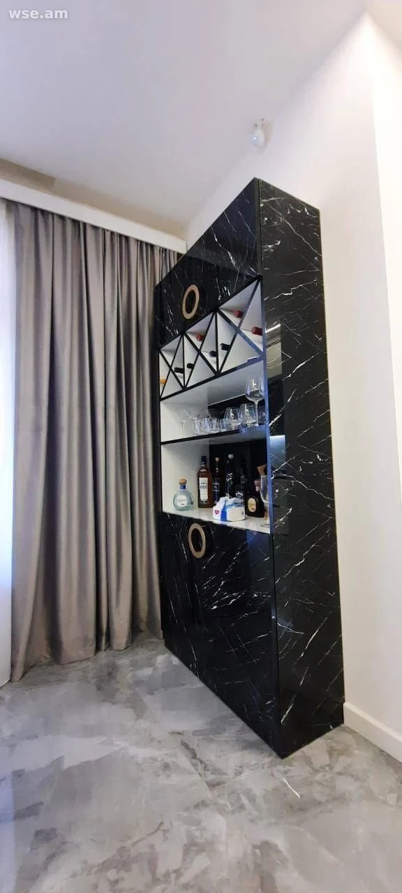 6-комн., 320 м², 1/3 эт., улица Дуряна