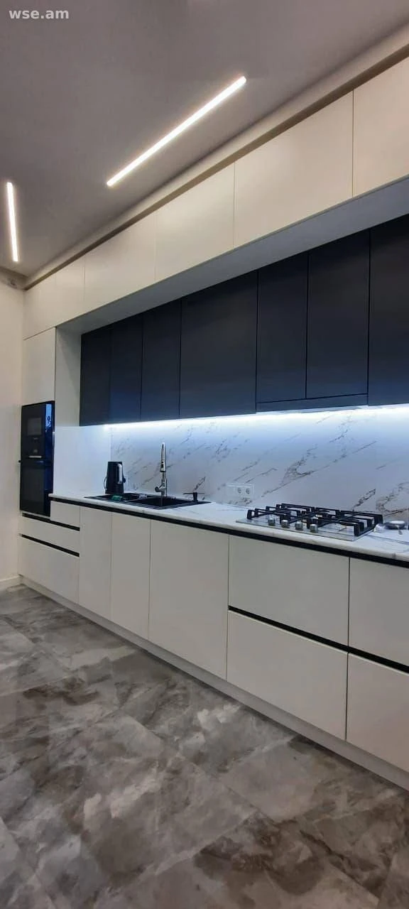 6-комн., 320 м², 1/3 эт., улица Дуряна