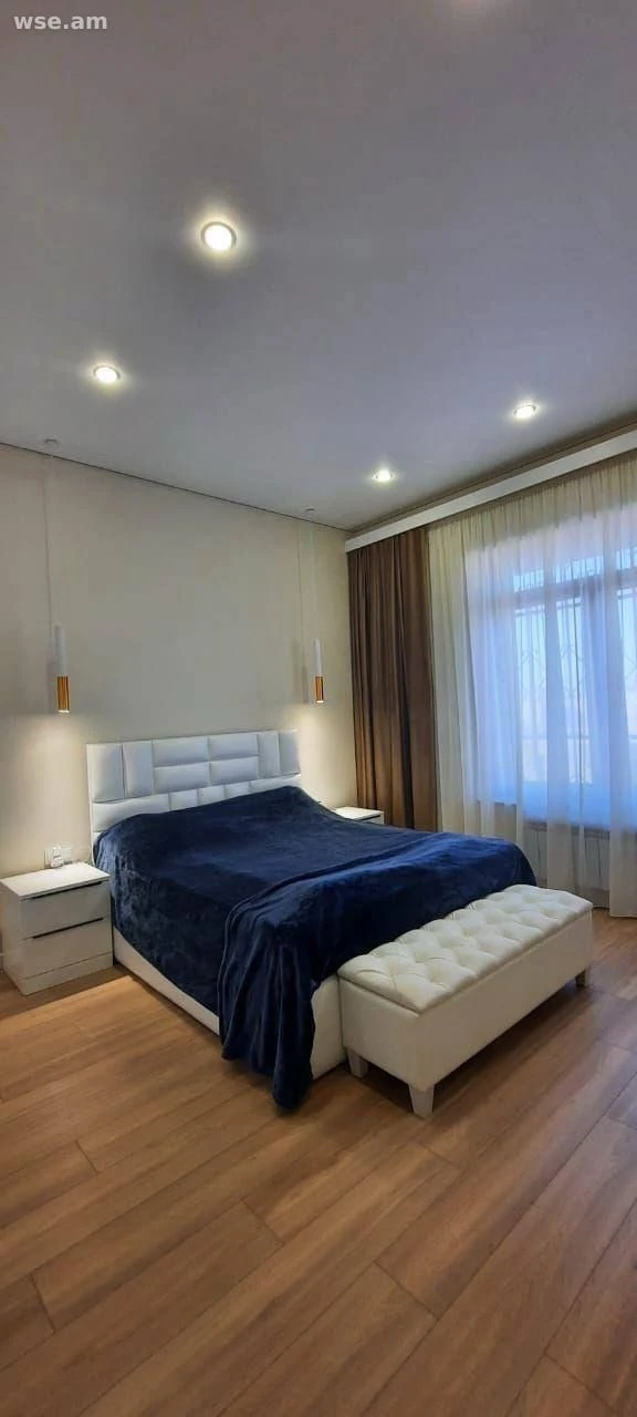 6-комн., 320 м², 1/3 эт., улица Дуряна