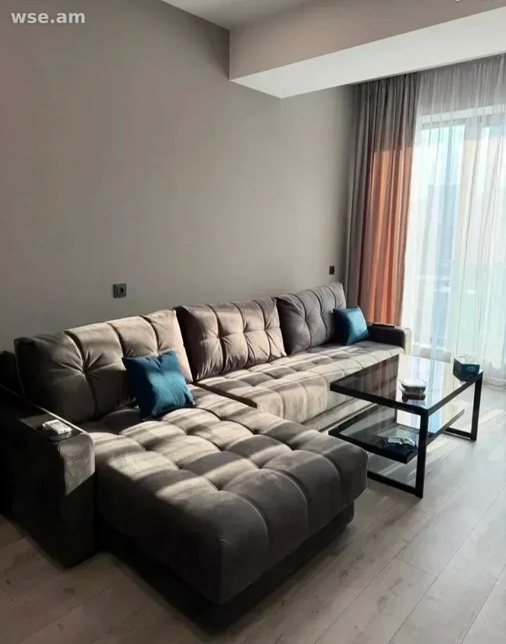2-комн., 56 м², 15/18 эт., улица Кирка Керкоряна 23\2