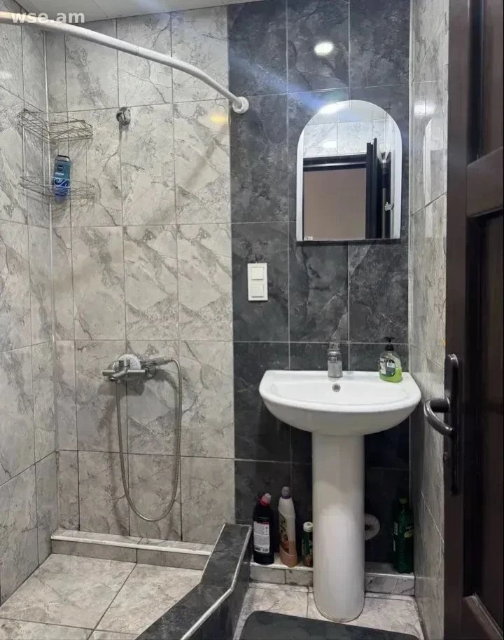 3-room, 75 m², 5/11 floor, In Yerevantsi street 47A