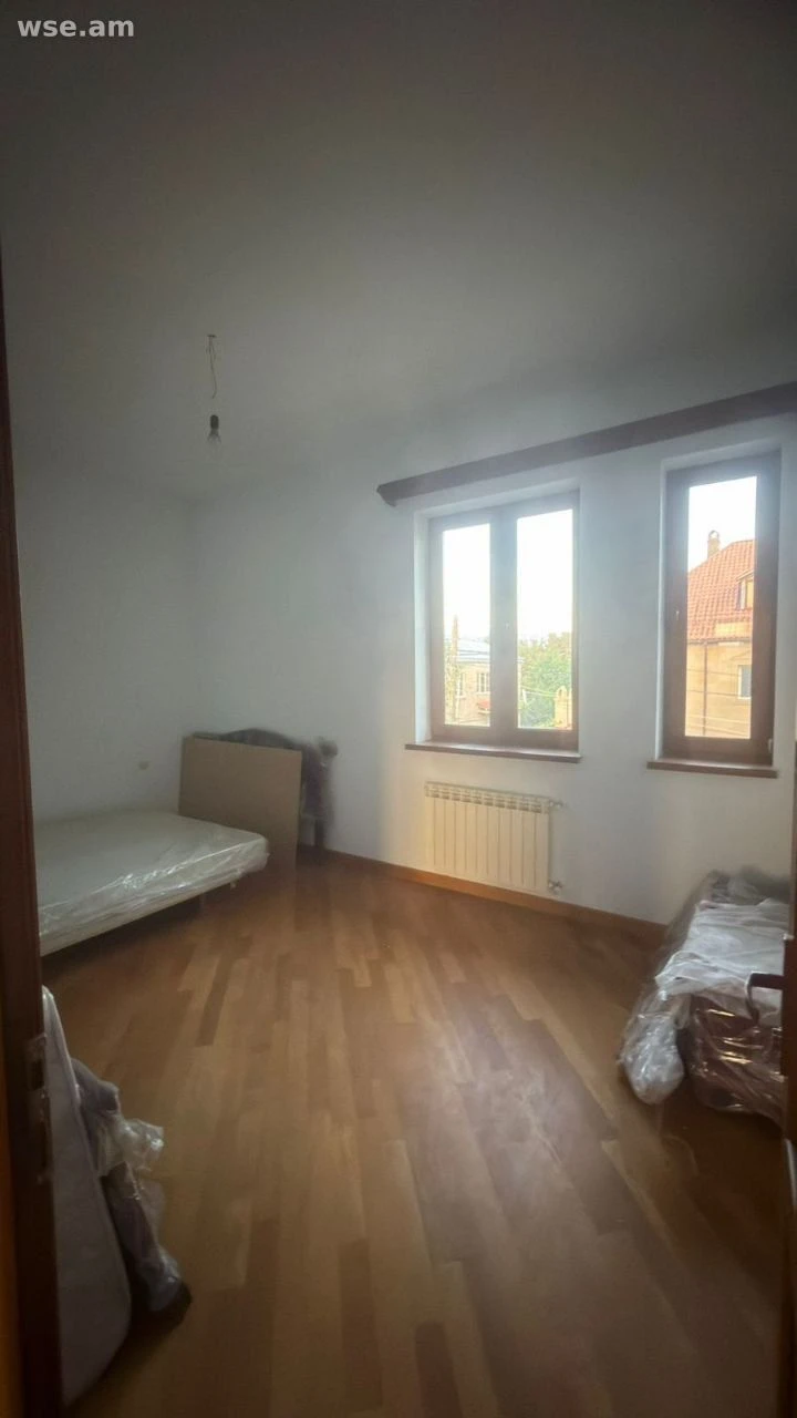 2-комн. дом, 250 м², 9-этажный, улица Кентронакан, Арамус, Котайкская область