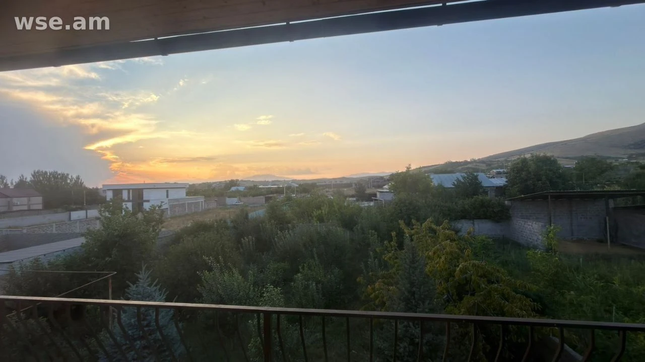 2-комн. дом, 250 м², 9-этажный, улица Кентронакан, Арамус, Котайкская область