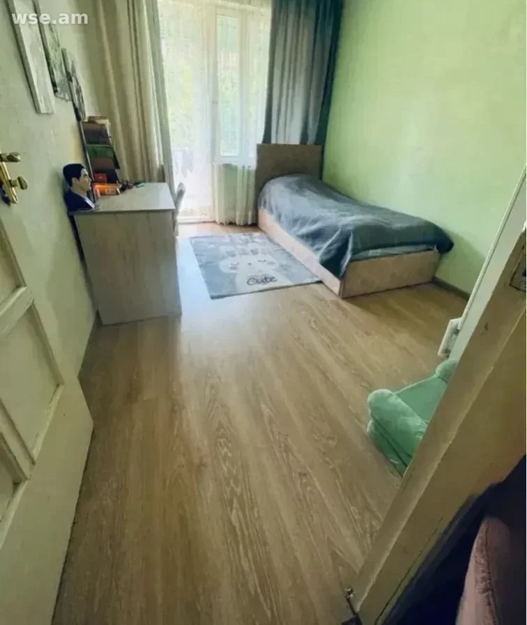 4-комн., 105 м², 2/5 эт., Малатия-Себастия 23