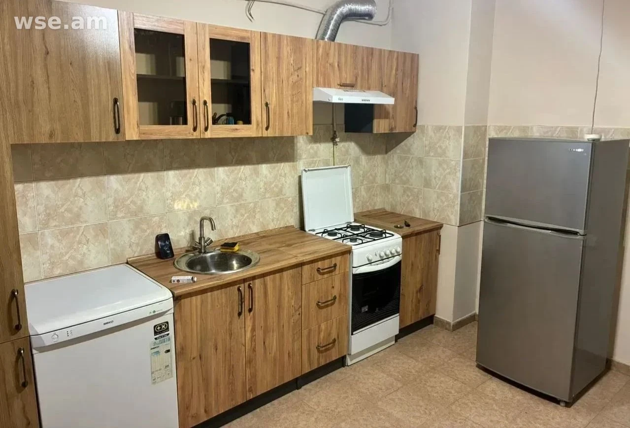 3-комн., 105 м², 2/9 эт., улица Царав Ахпюр 55/5