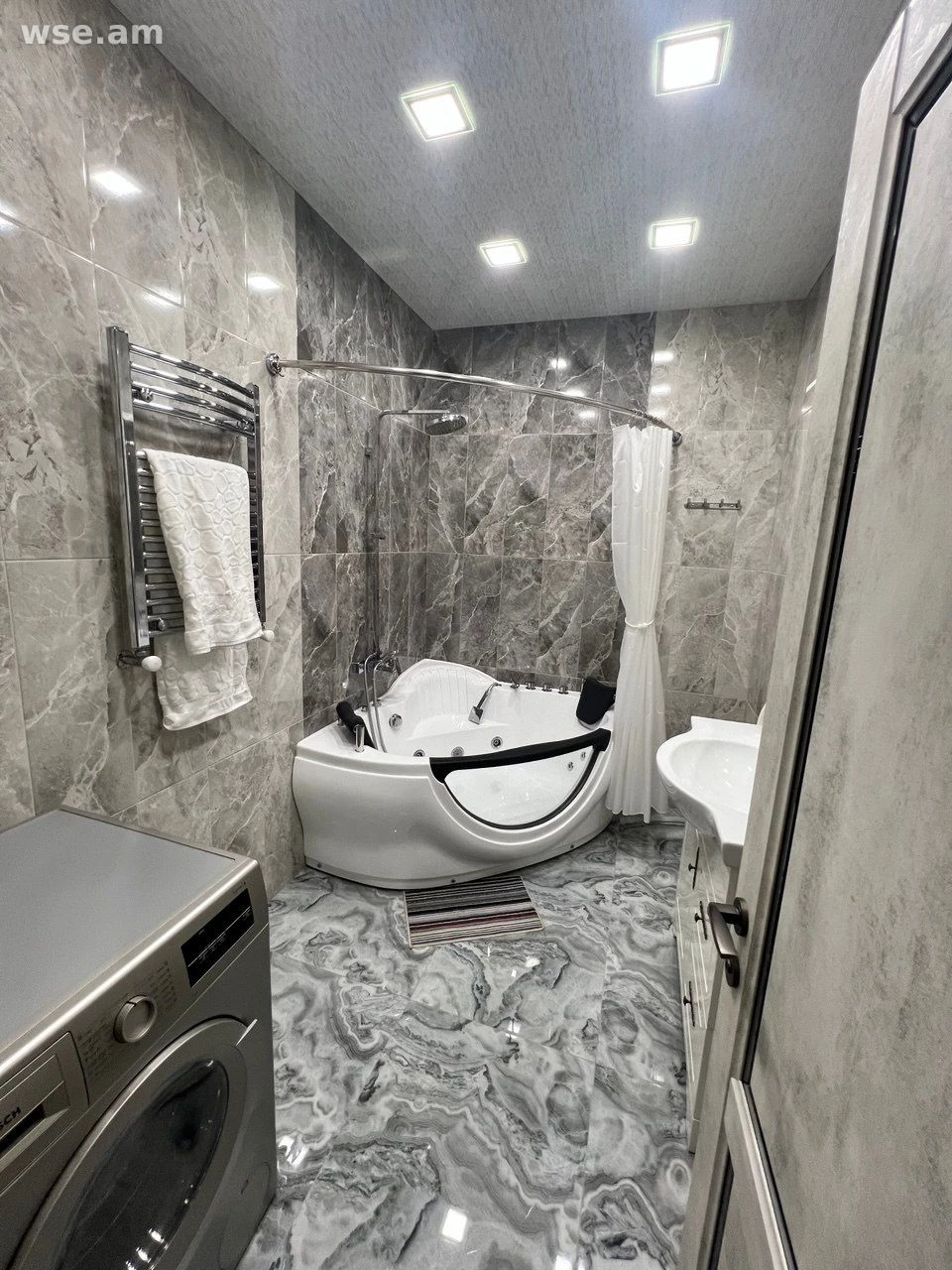 3-комн., 110 м², 7/17 эт., улица Арама 76