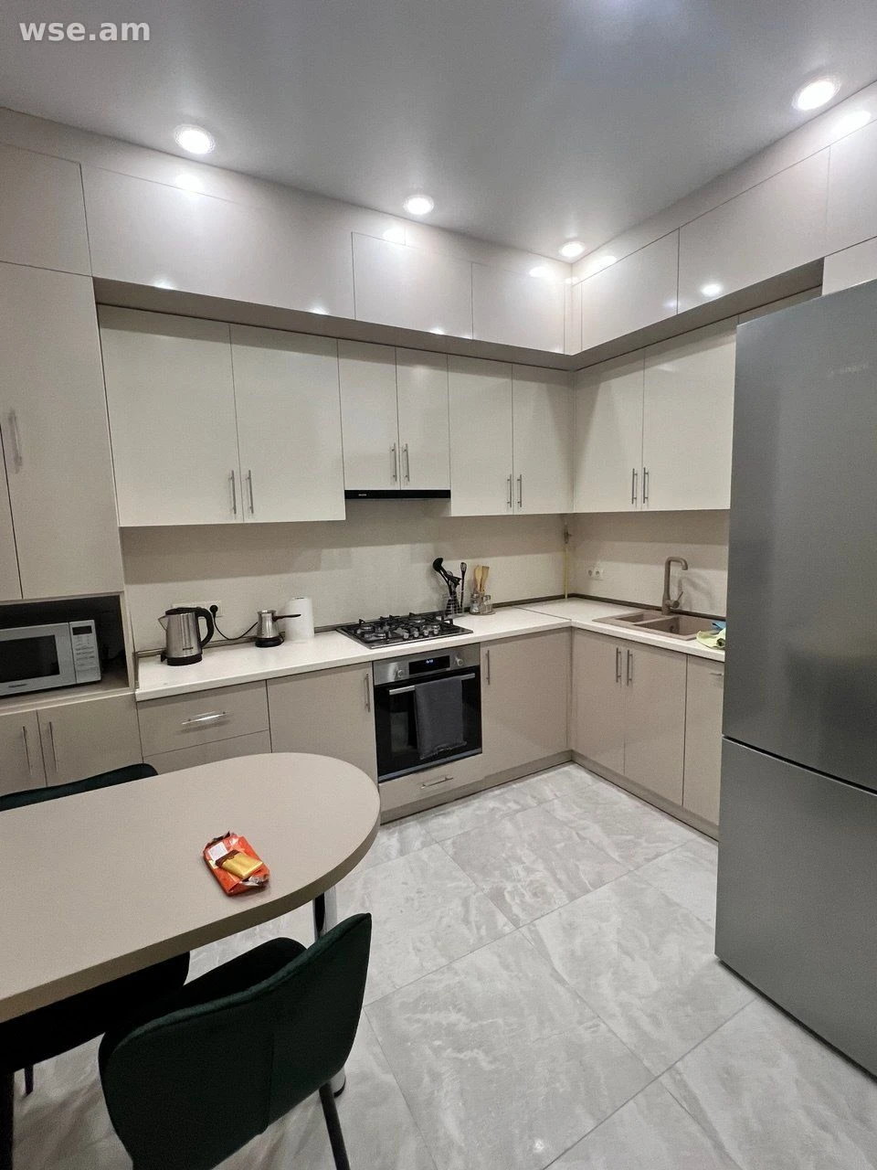 3-комн., 110 м², 7/17 эт., улица Арама 76