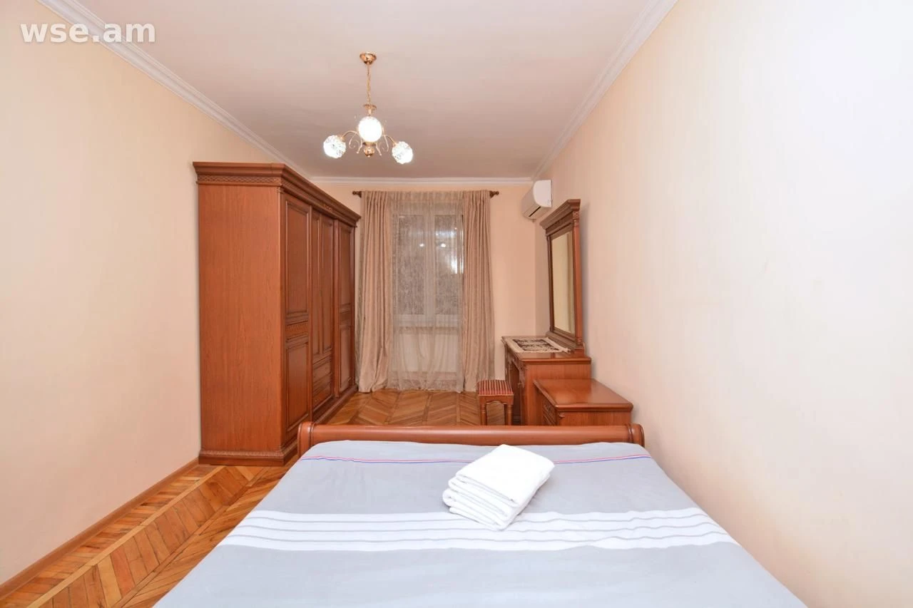 3-комн., 95 м², 3/5 эт., улица Вардананц