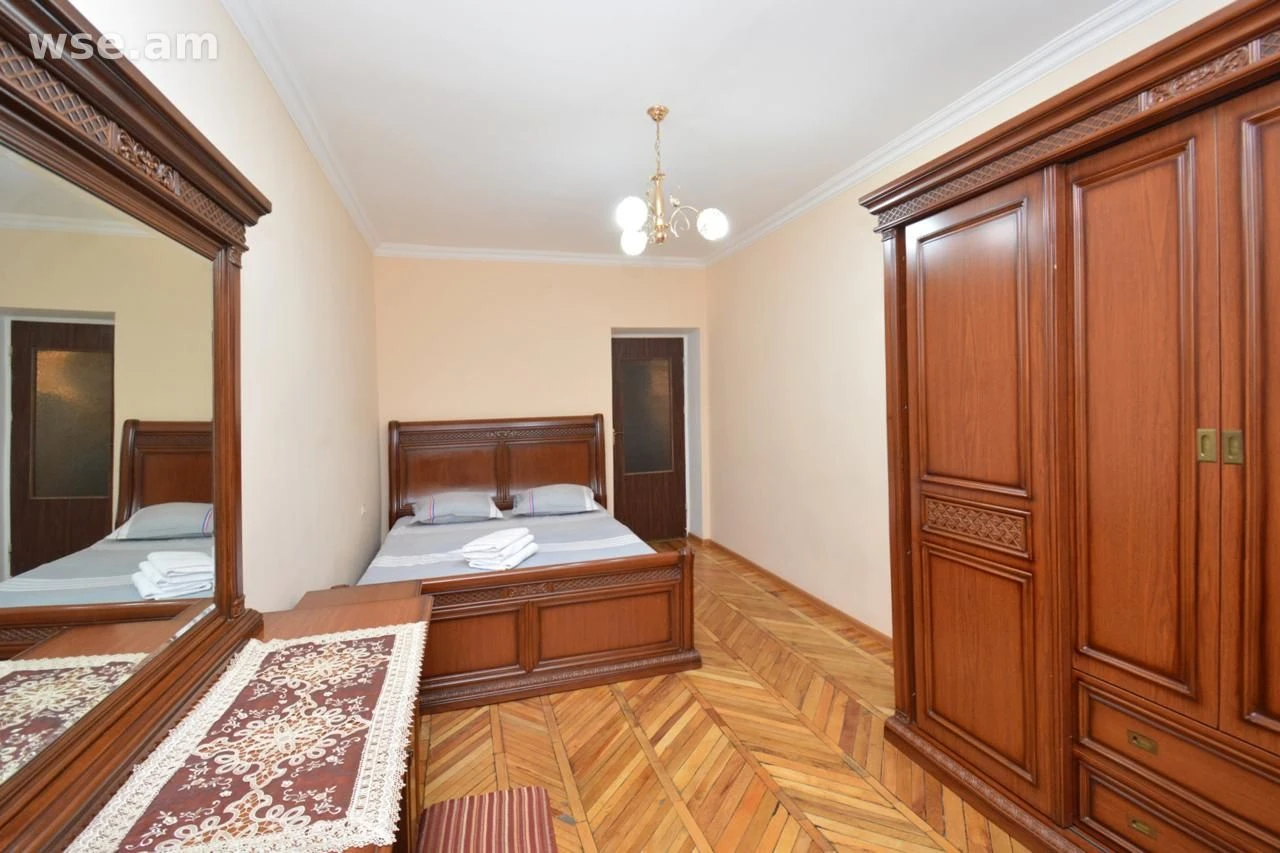 3-комн., 95 м², 3/5 эт., улица Вардананц