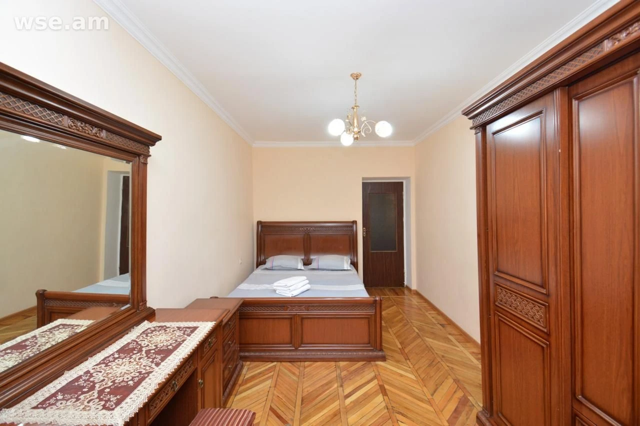 3-комн., 95 м², 3/5 эт., улица Вардананц