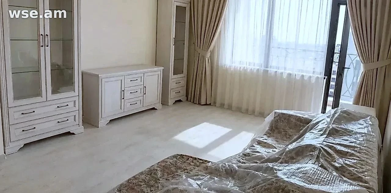 4-room, 115 m², 16/16 floor, Griboedov street 48