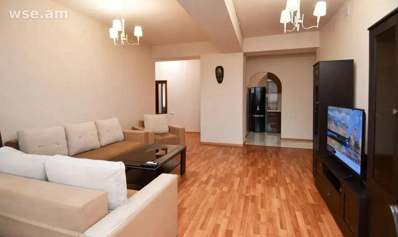 3-комн., 110 м², 10/13 эт., проспект Месропа Маштоца 33/1