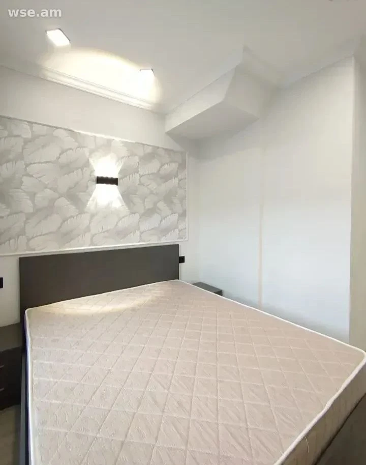 2-rooms, 45 m², 1/5 floor, Griboedov street 2/1