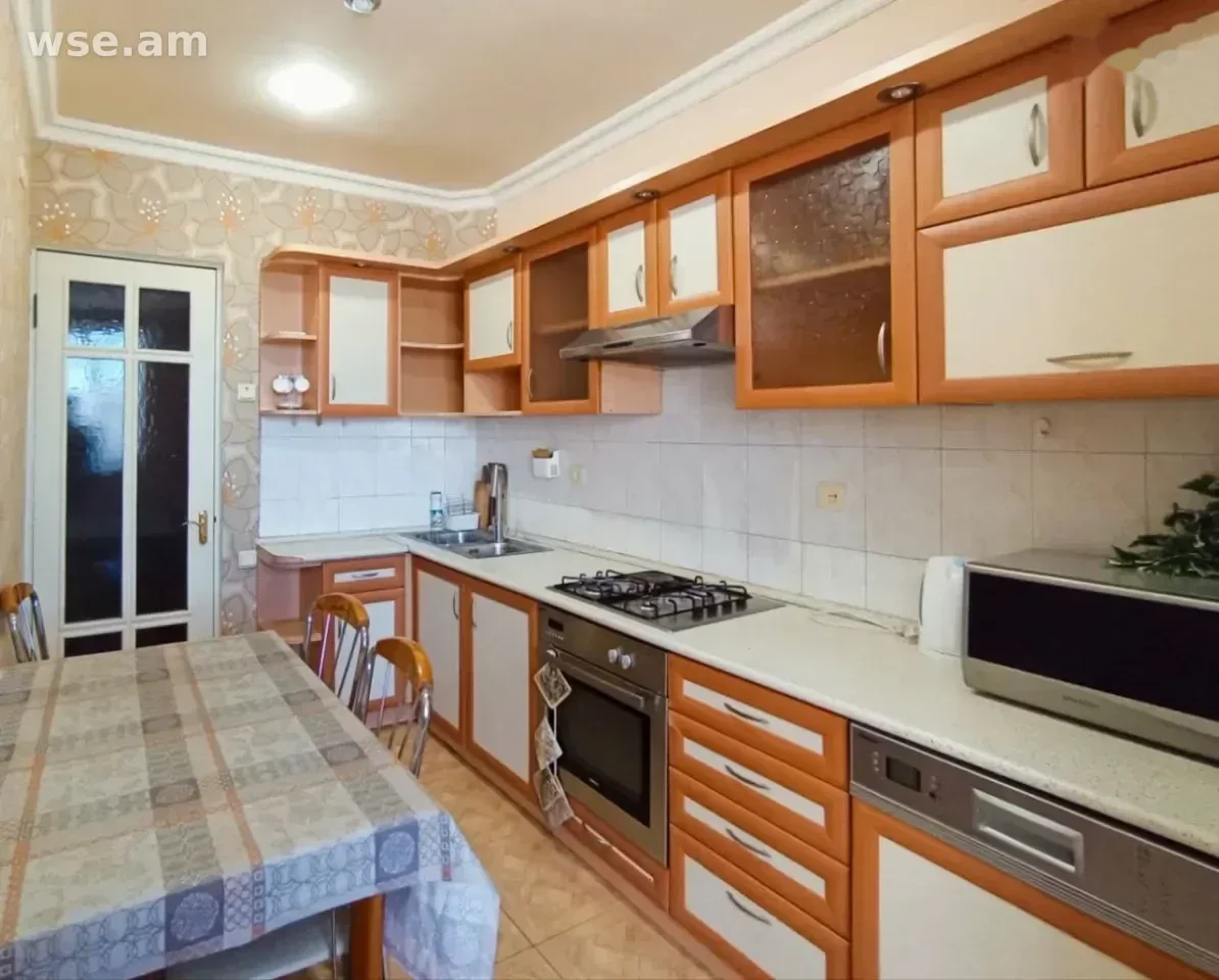 4-комн., 100 м², 7/8 эт., Улица Ширванзаде 4