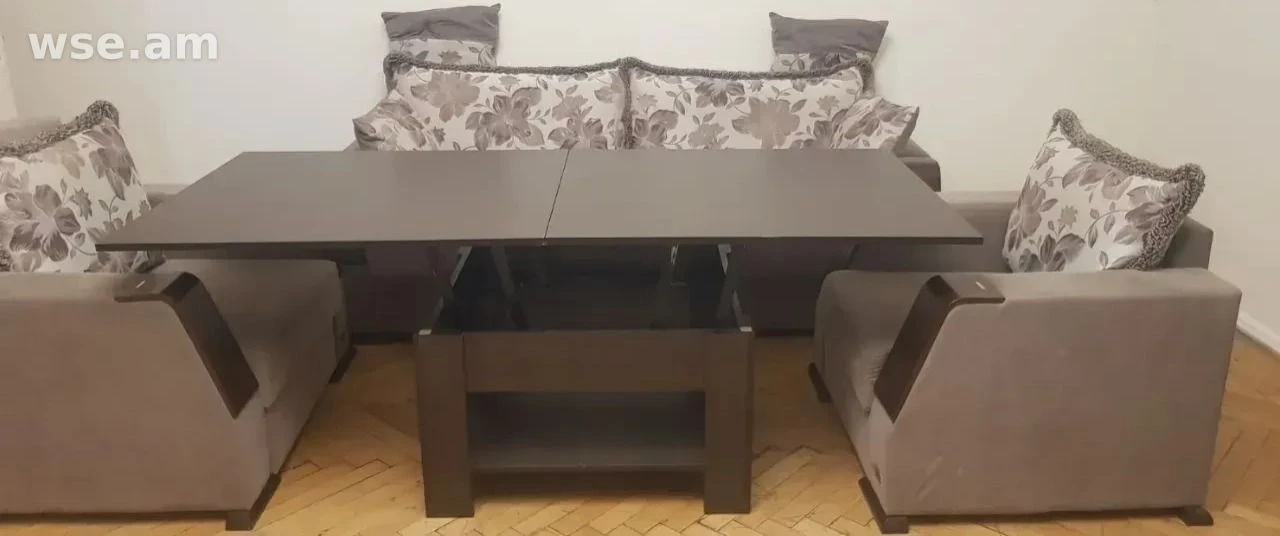 4-комн., 82 м², 5/5 эт., проспект Комитаса