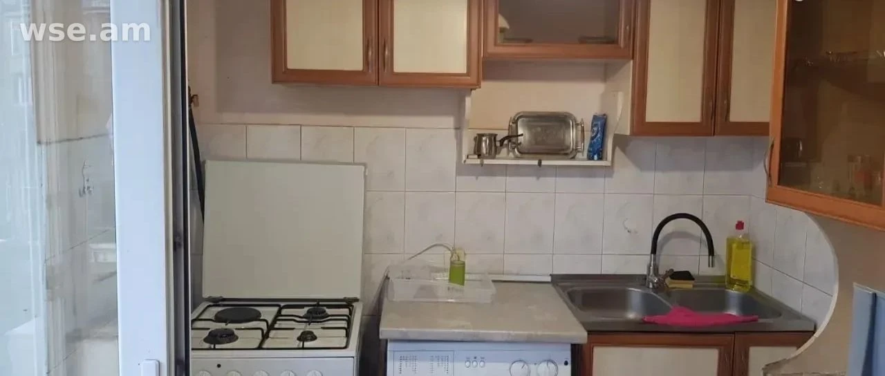 4-комн., 82 м², 5/5 эт., проспект Комитаса