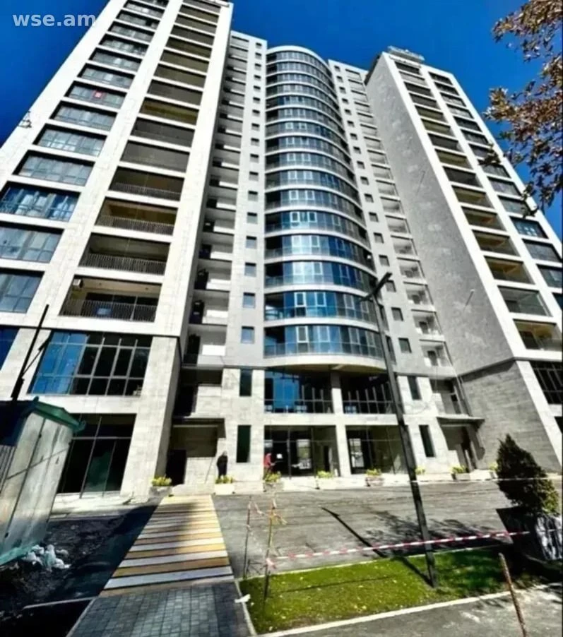 2-комн., 72 м², 16/18 эт., ул. Маршала Бабаджаняна